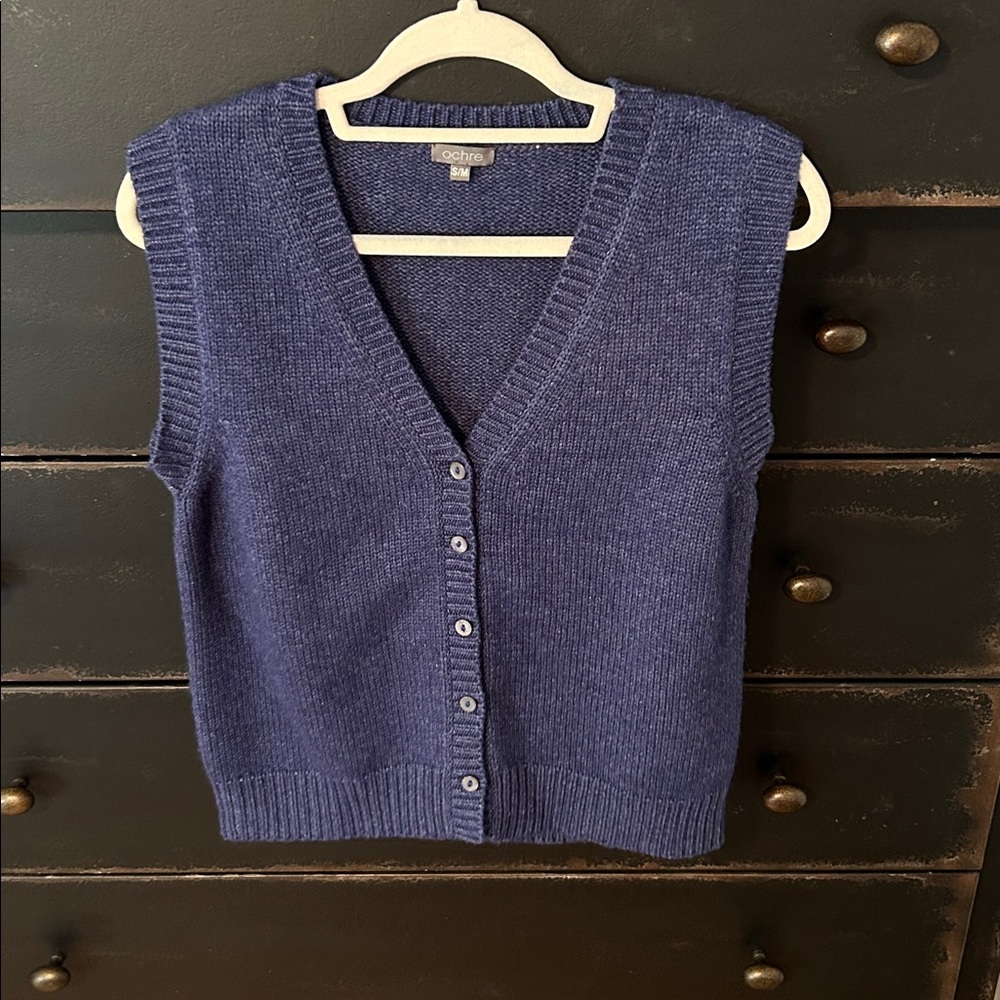 Blue Sleeveless Scottish Cashmere/Wool Vest Cardigan